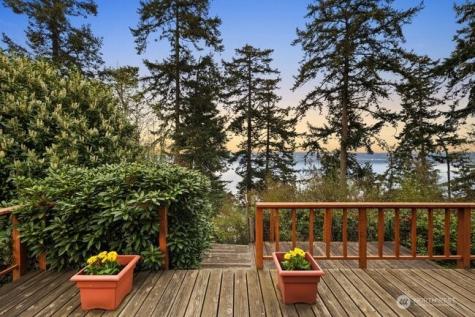 595 Race Road Coupeville WA 98239