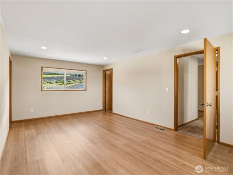 704 Flintstone Drive Camano Island WA 98282