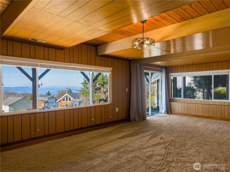 704 Flintstone Drive Camano Island WA 98282