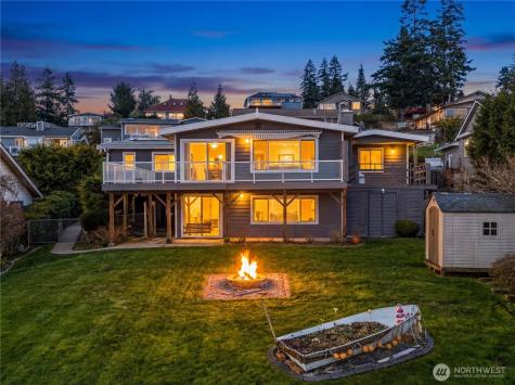 704 Flintstone Drive Camano Island WA 98282