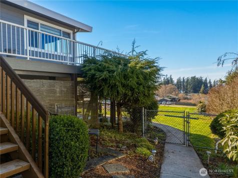 704 Flintstone Drive Camano Island WA 98282