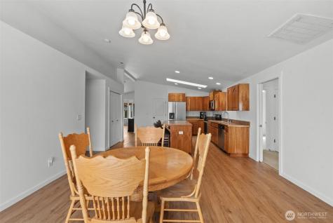 715 NE Hilltop Avenue Quincy WA 98848