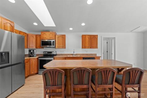 715 NE Hilltop Avenue Quincy WA 98848