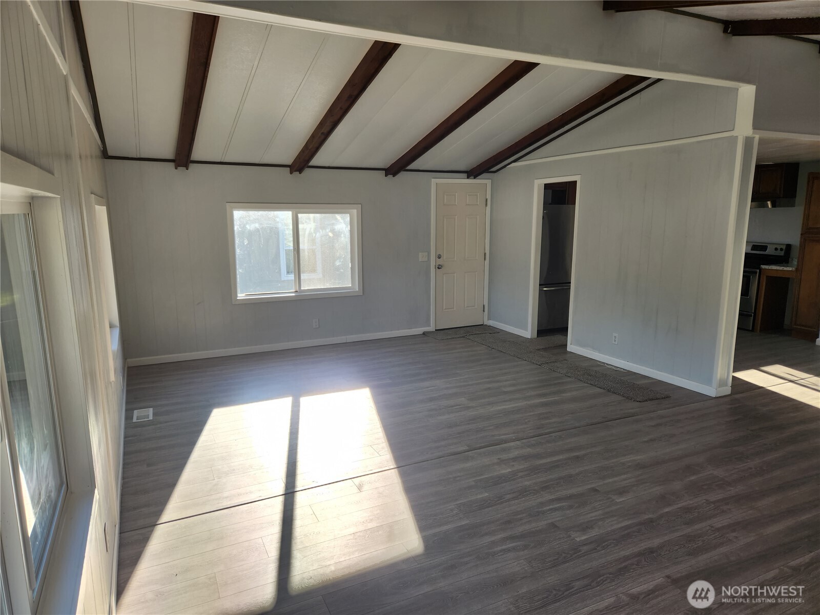 2958 Mountain View Road Silverdale WA 98383