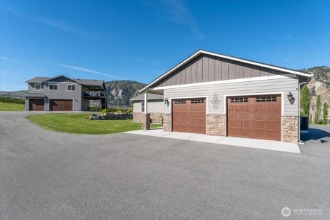 80 Barber Road Orondo WA 98843