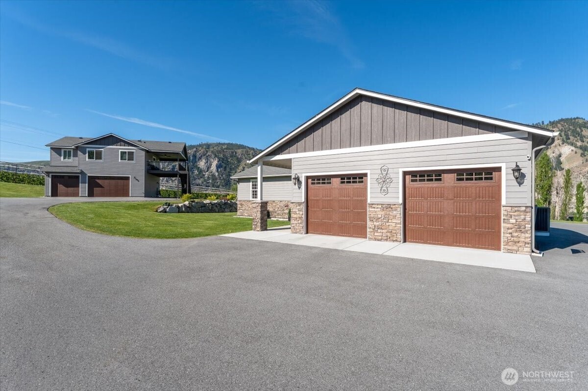 80 Barber Road Orondo WA 98843