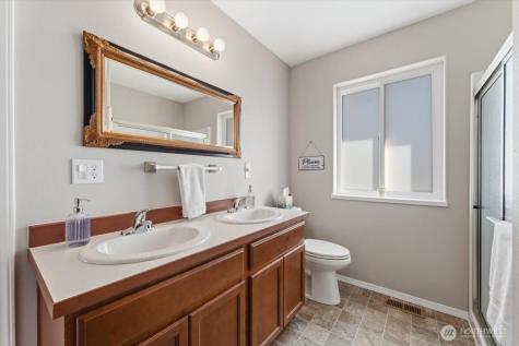 80 Barber Road Orondo WA 98843