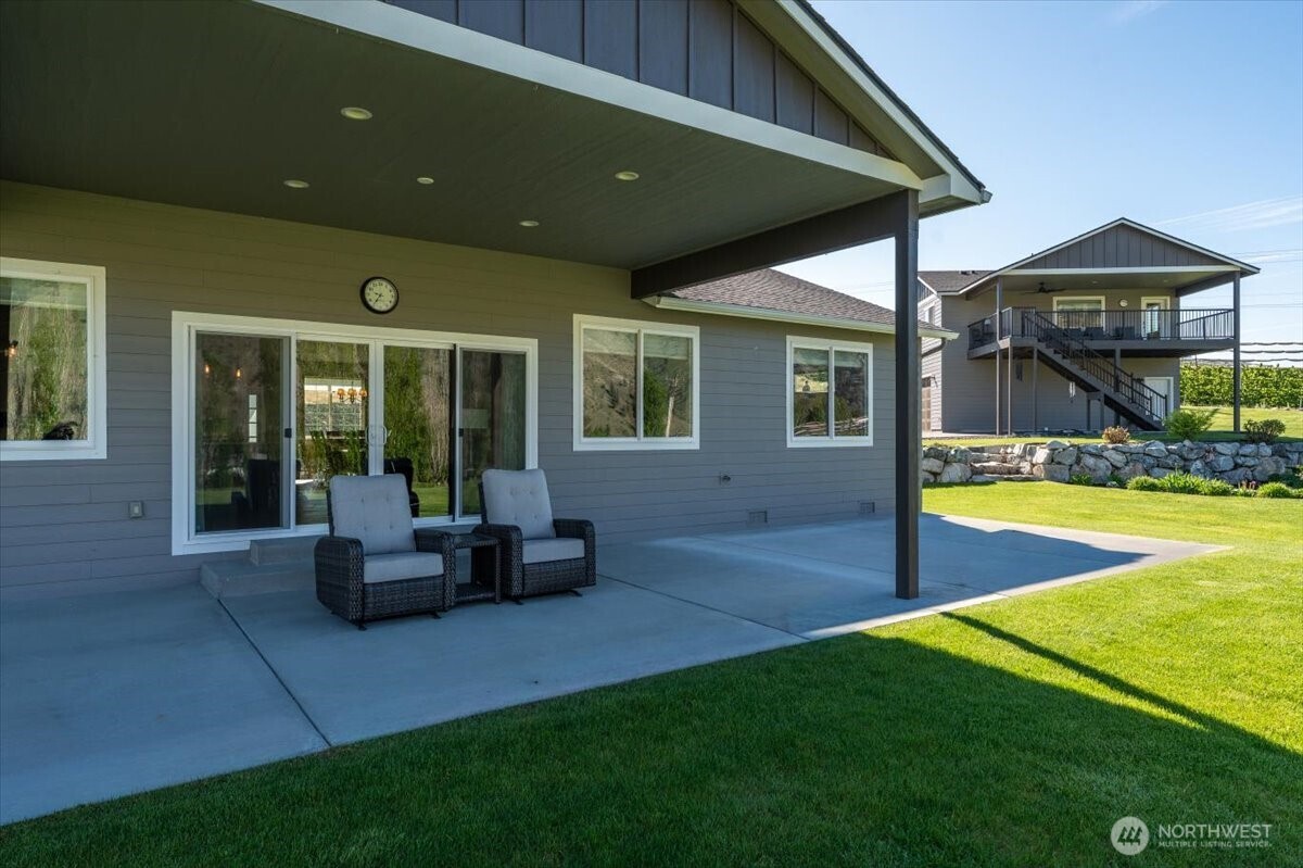 80 Barber Road Orondo WA 98843