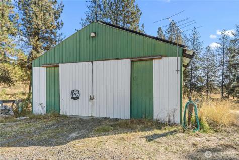 6271 N Miller Mountain Road Fruitland WA 99129