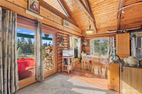 6271 N Miller Mountain Road Fruitland WA 99129