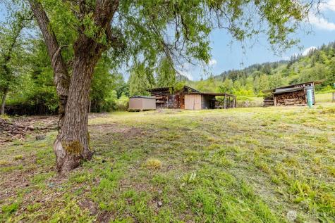 7288 Carlson Road Concrete WA 98237