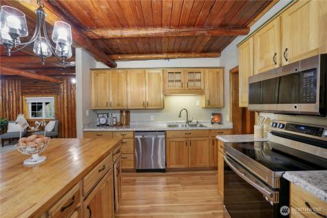 7217 SE Scomanov Lane Olalla WA 98359