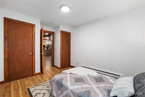 7217 SE Scomanov Lane Olalla WA 98359