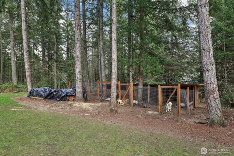 7217 SE Scomanov Lane Olalla WA 98359