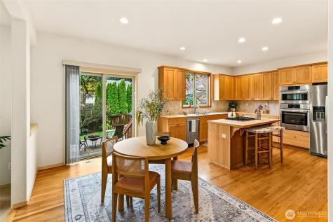 35638 8th Avenue SW Federal Way WA 98023