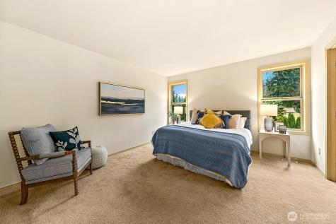 35638 8th Avenue SW Federal Way WA 98023
