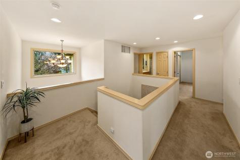 35638 8th Avenue SW Federal Way WA 98023