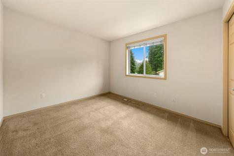 35638 8th Avenue SW Federal Way WA 98023