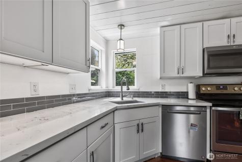 608 113th Street S Tacoma WA 98444