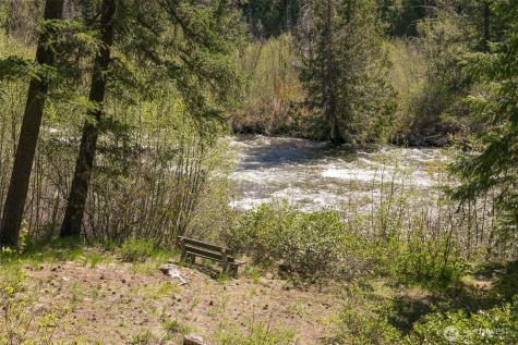 2514 Kinnikinnick Drive Leavenworth WA 98826