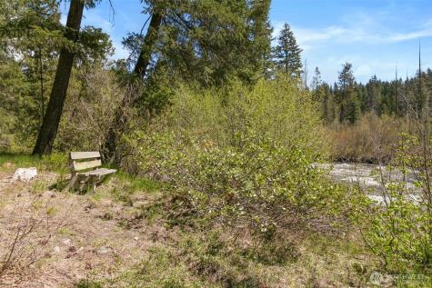 2514 Kinnikinnick Drive Leavenworth WA 98826