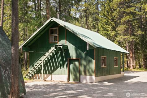 2514 Kinnikinnick Drive Leavenworth WA 98826