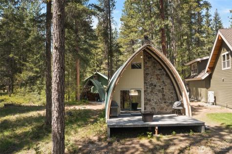 2514 Kinnikinnick Drive Leavenworth WA 98826