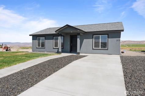 204 Cherry Street Mattawa WA 99349