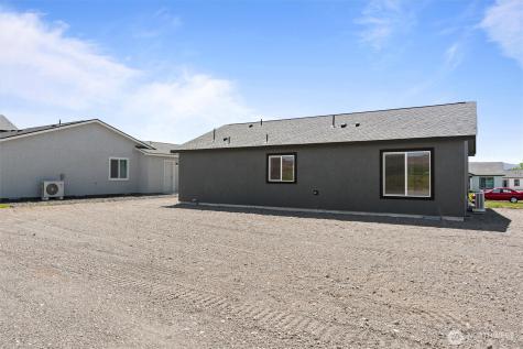 204 Cherry Street Mattawa WA 99349