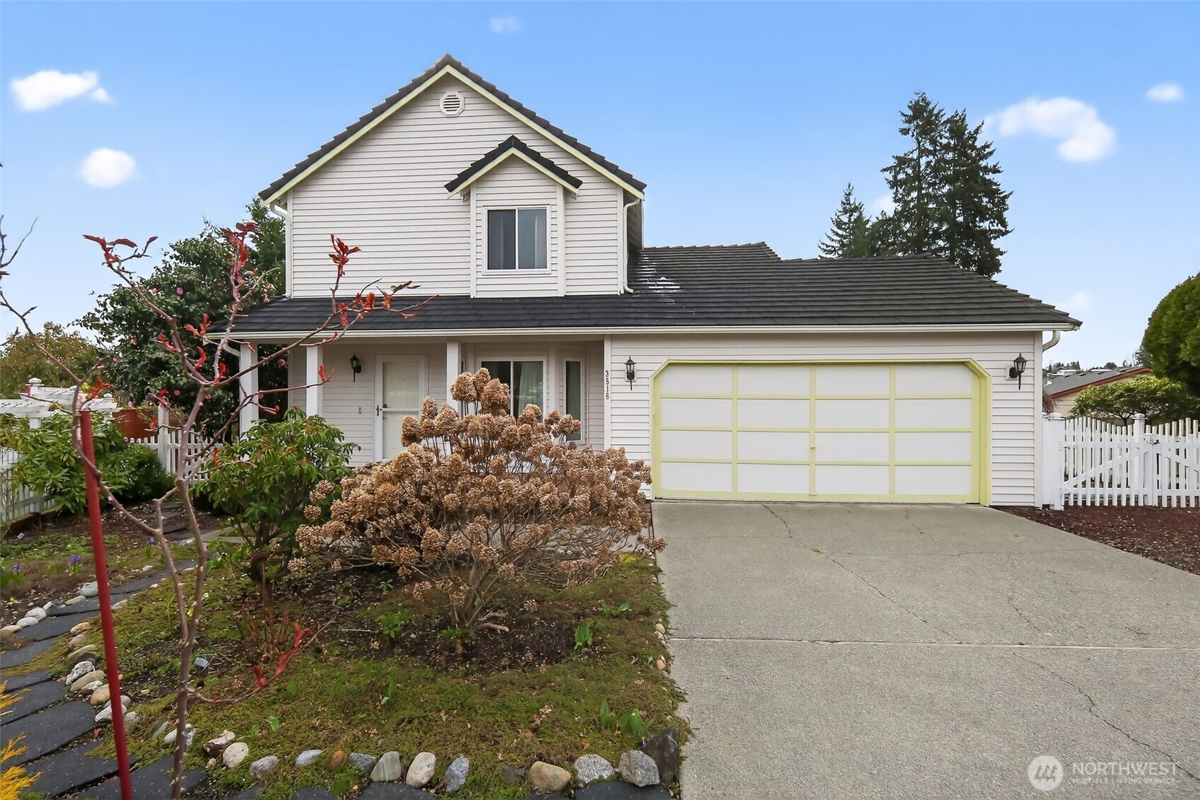 3516 208th Place SW Lynnwood WA 98036