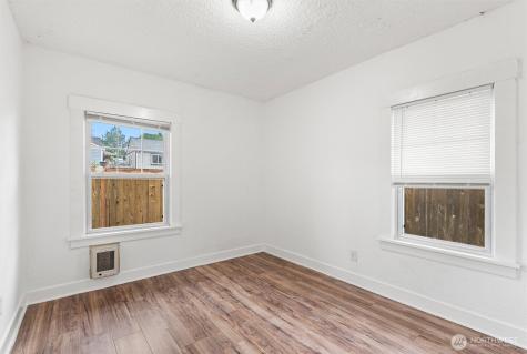 3561 E M Street Tacoma WA 98404