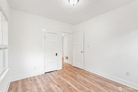 3561 E M Street Tacoma WA 98404