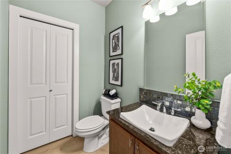 1748 Tannerwood Way SE North Bend WA 98045