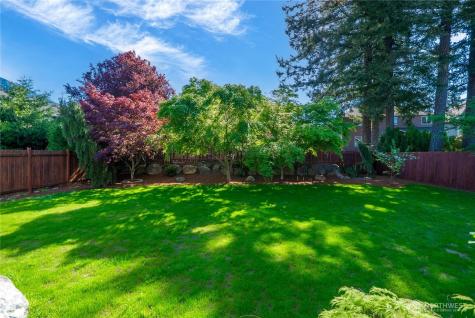 1748 Tannerwood Way SE North Bend WA 98045