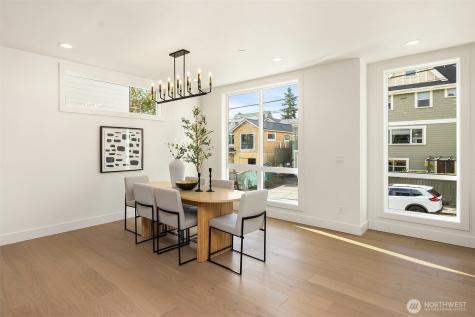 4417 2nd Avenue NE Seattle WA 98105