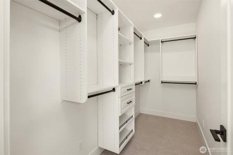 4417 2nd Avenue NE Seattle WA 98105