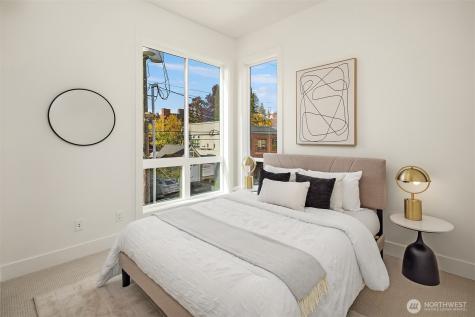 4417 2nd Avenue NE Seattle WA 98105