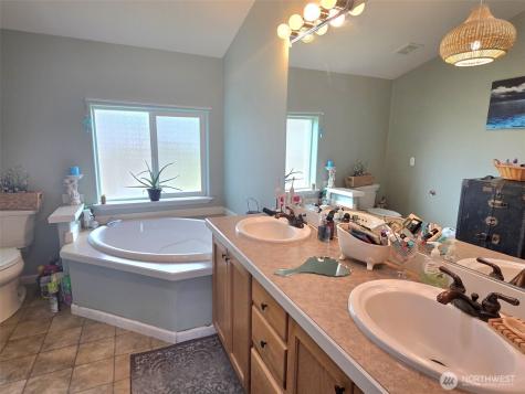 8905 Canal Road SE Yelm WA 98597