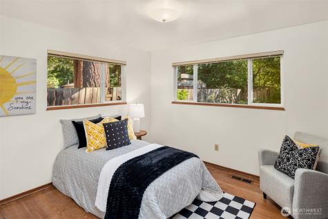 2965 74 Avenue SE Mercer Island WA 98040