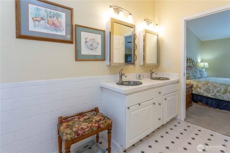 18566 Mason Court Mount Vernon WA 98274