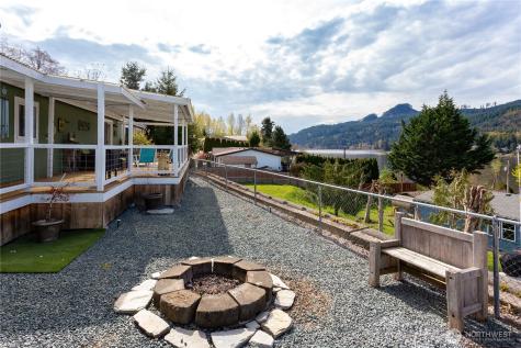 18566 Mason Court Mount Vernon WA 98274
