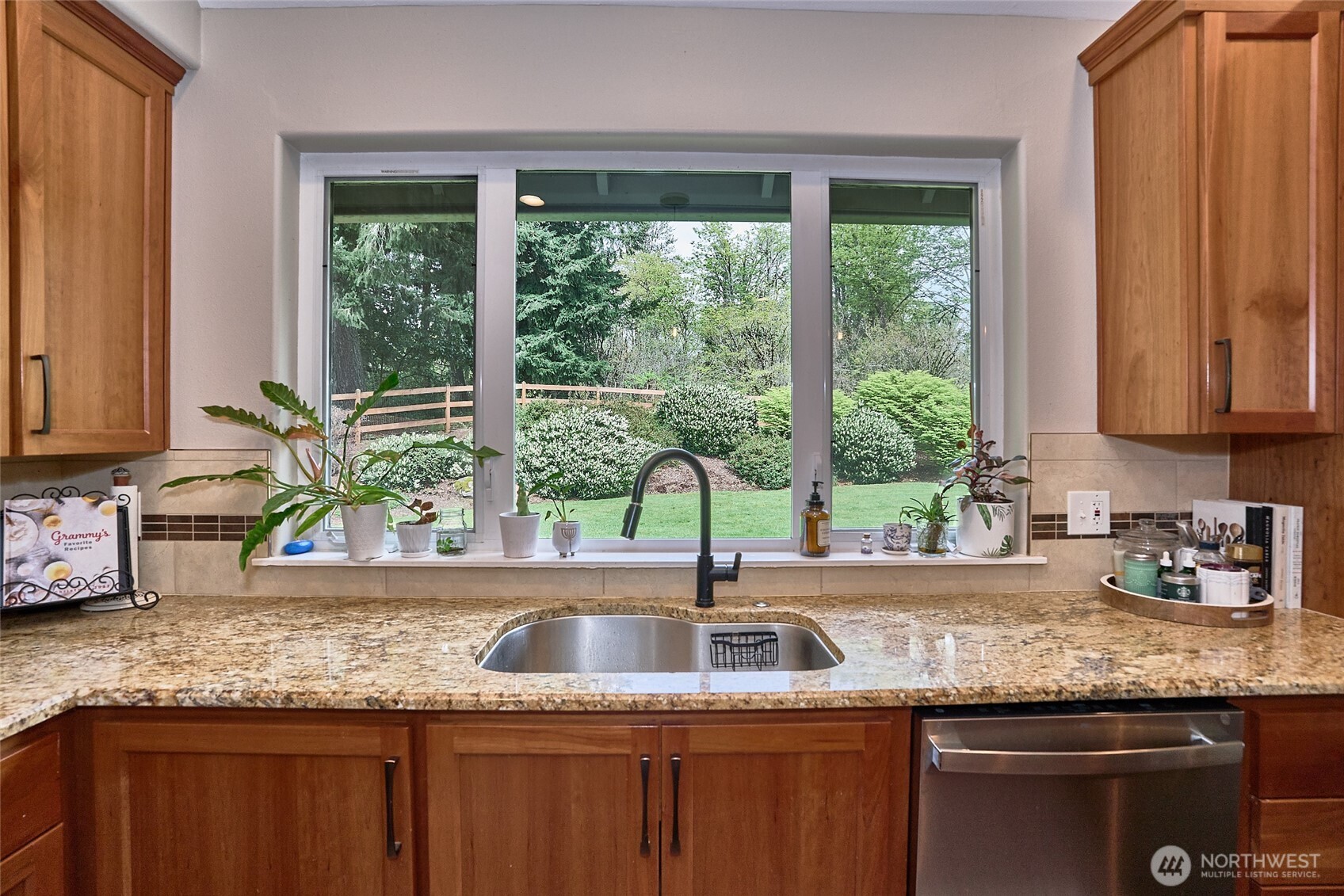 18248 240th Ave SE Maple Valley WA 98038