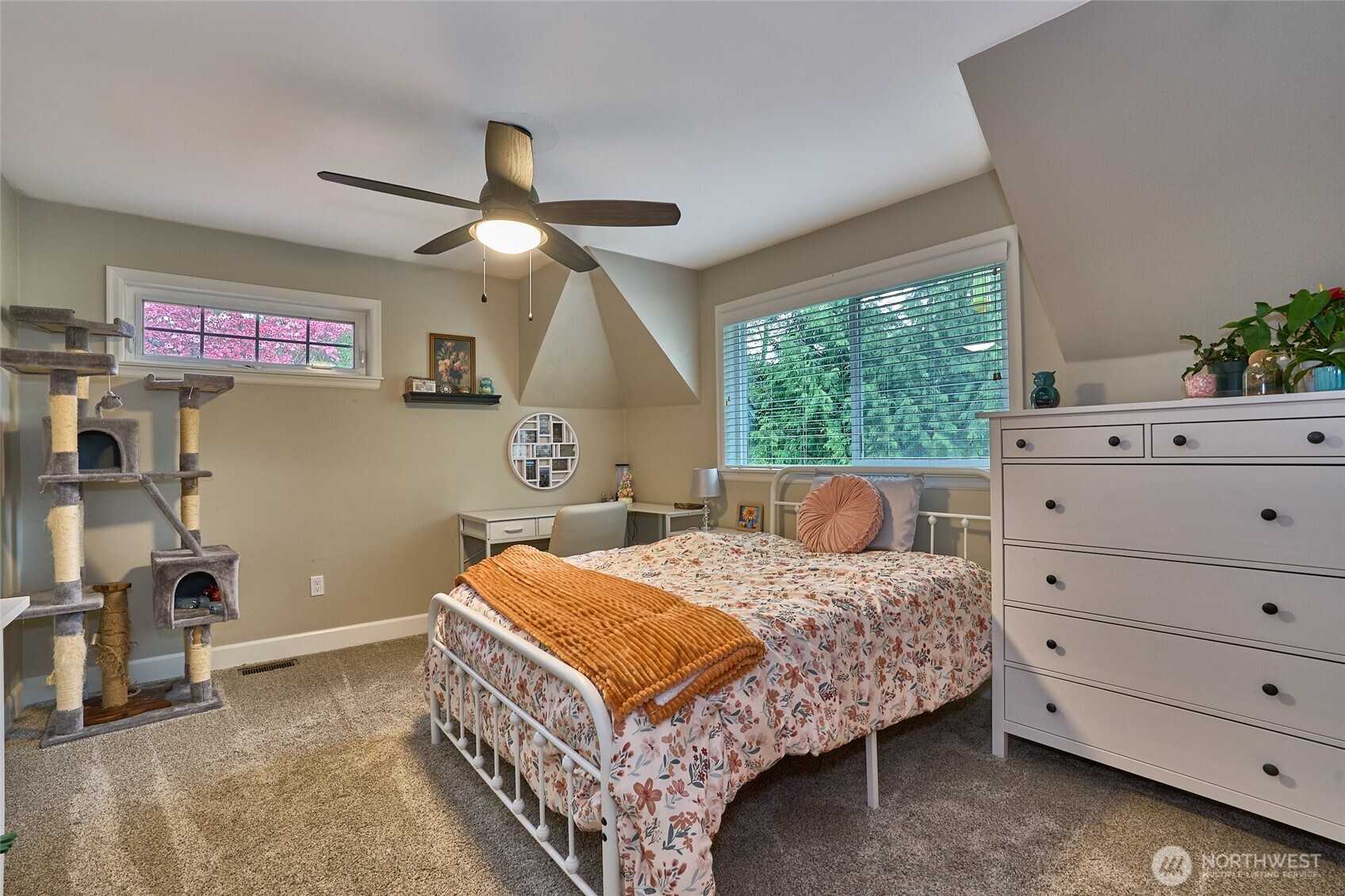 18248 240th Ave SE Maple Valley WA 98038