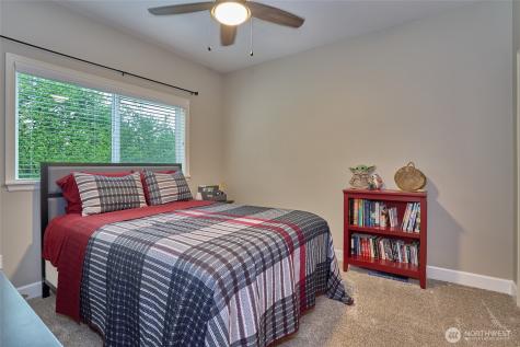18248 240th Ave SE Maple Valley WA 98038