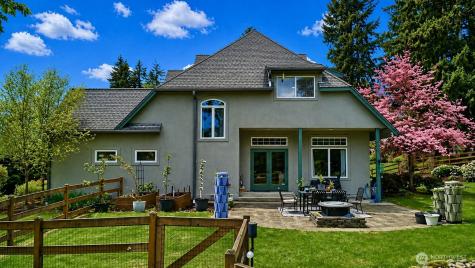 18248 240th Ave SE Maple Valley WA 98038