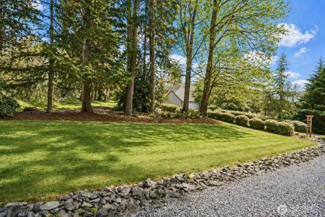 18248 240th Ave SE Maple Valley WA 98038