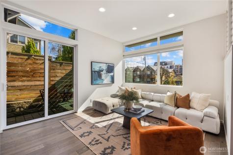 926 N 35th Street Seattle WA 98103