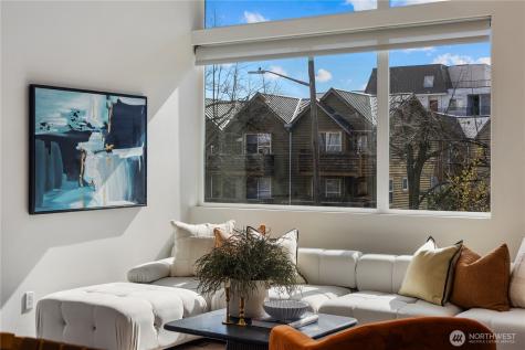 926 N 35th Street Seattle WA 98103