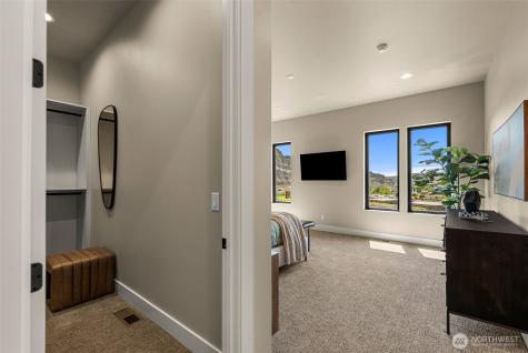 23339 NW Spur Lane Quincy WA 98848
