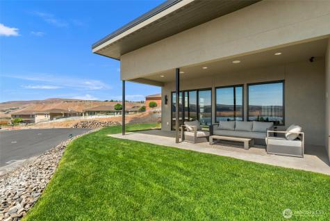 23339 NW Spur Lane Quincy WA 98848